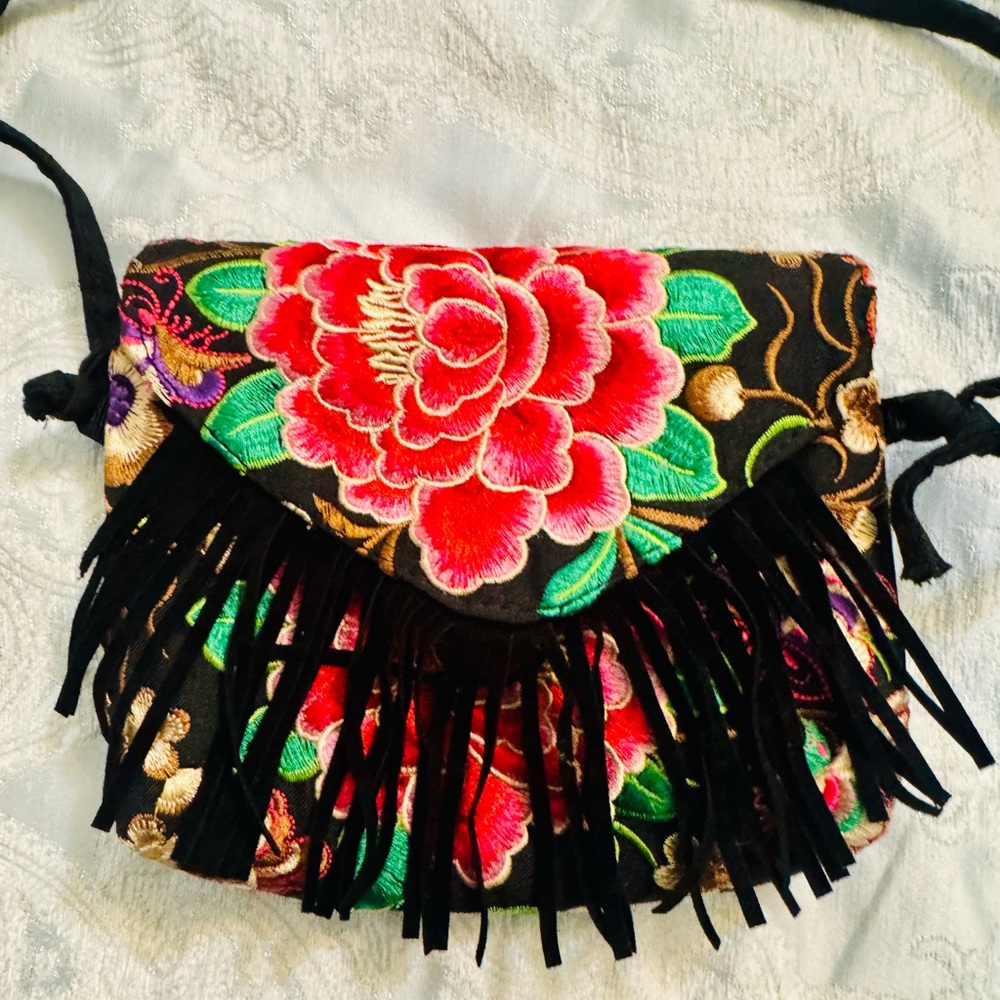Embroidered Floral Crossbody Bag with Fringe - Black/Red - Picture 6 of 6